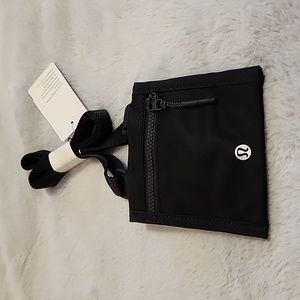 Lululemon Crossbody Wallet!